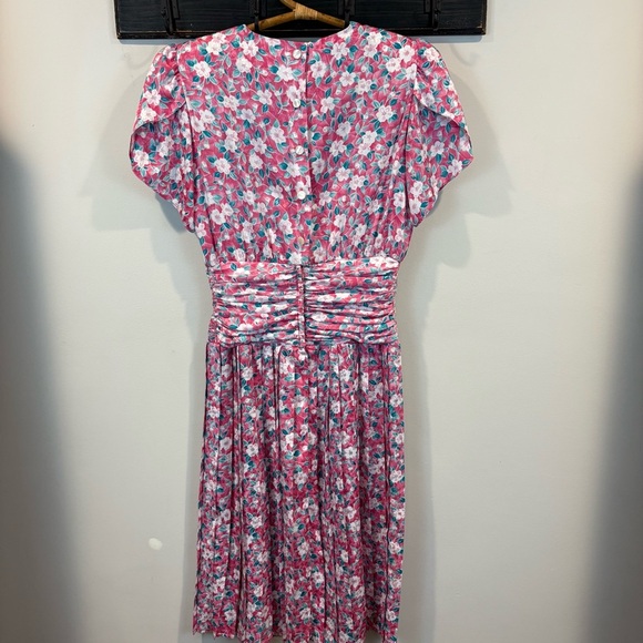 Vintage 80s Maggy Boutique Floral Pleated Skirt Ruched Waist Satin Midi Dress - Picture 5 of 11